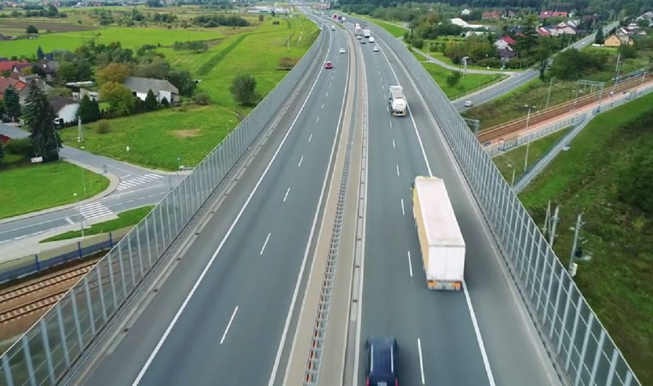 Autostrada nie zawsze jest najszybszą opcją podróży.