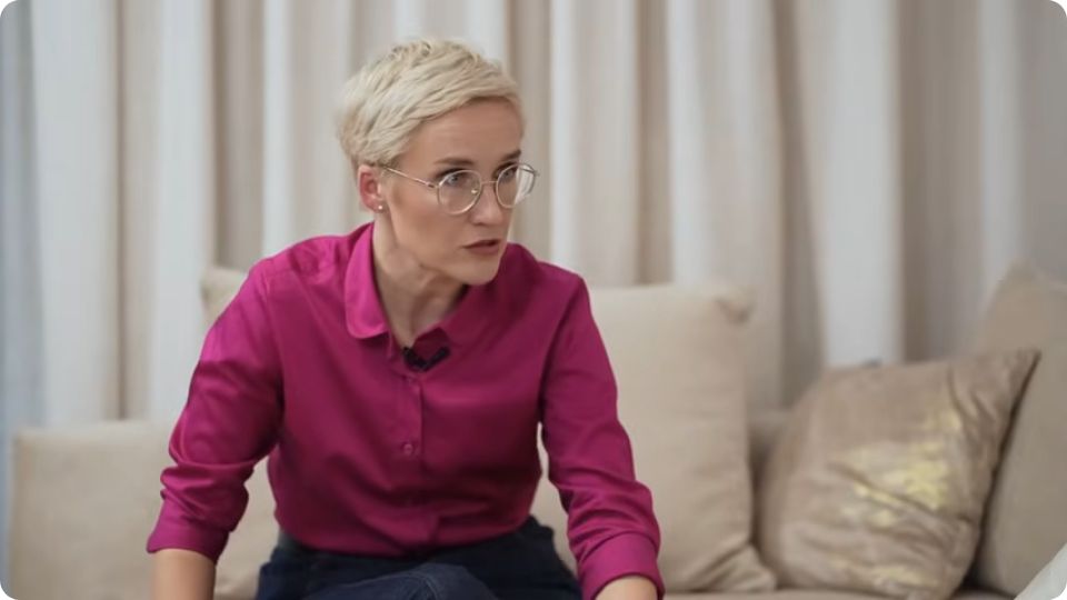 Katarzyna Cichopek i Maciej Kurzajewski rozmawiają z terapeutką o dzieciach. 