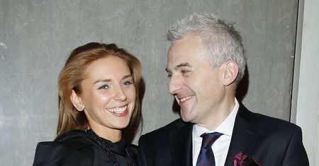 Hubert Urbański i jego młodsza o 15 lat Julia Chmielnik rozstali się w atmosferze skandalu. Tak o niej mówił