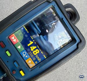 148 km/h na Świętokrzyskiej w Ostrowcu. Motocyklista bez uprawnień, do tego recydywa
