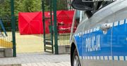 Strzeniówka: Makabryczne odkrycie na placu zabaw. Zwłoki mężczyzny na zjeżdżalni