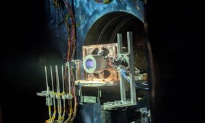 Ma rozmiary walizki. Poleci w otchłań przestrzeni kosmicznej