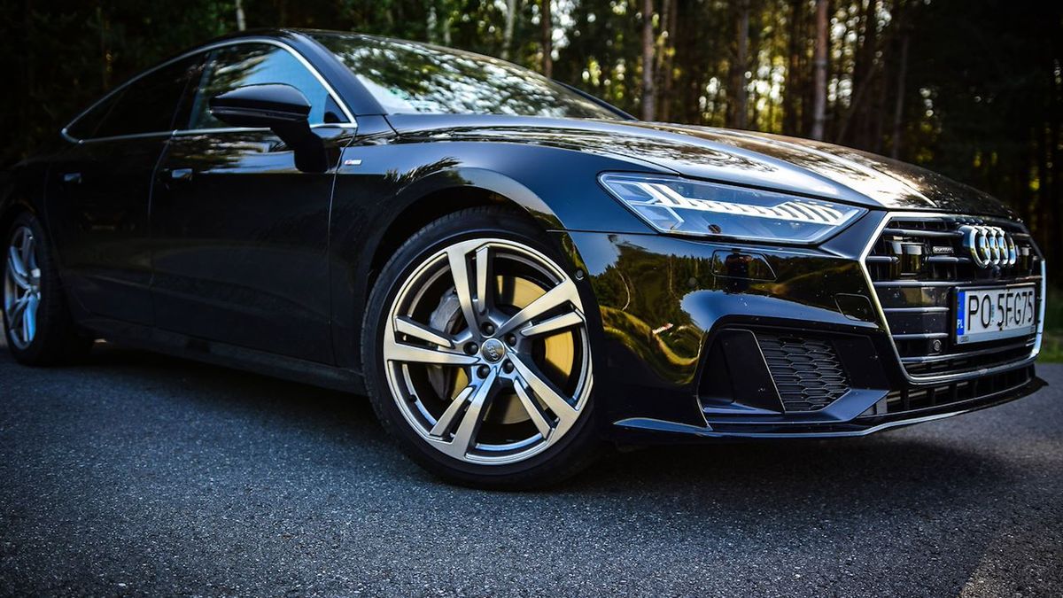 Audi A7.