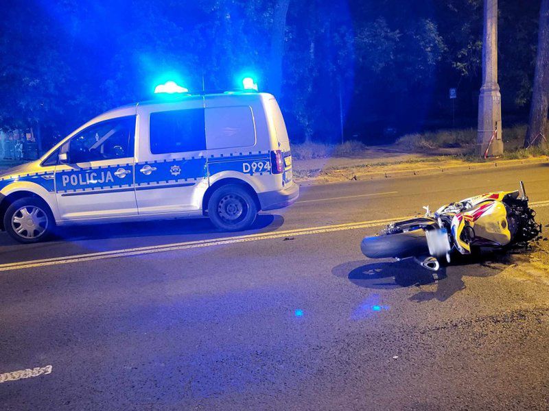 Zderzenie radiowozu z motocyklem.