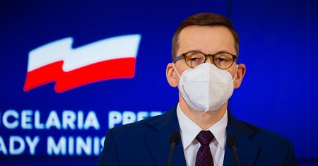 Koronawirus. Kiedy koniec pandemii? Morawiecki pytany o obostrzenia