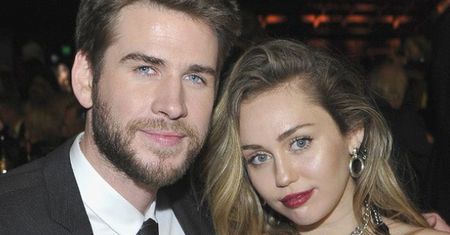 Bliscy Miley Cyrus i Liama Hemswortha wierzą, że to nie koniec: "Chcą, by dali sobie trochę czasu przed podjęciem ostatecznej decyzji"