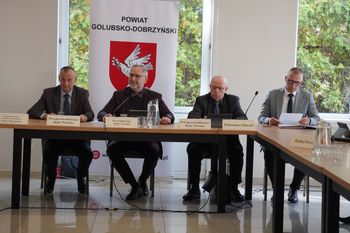 Rada Powiatu Golubsko-Dobrzyńskiego apeluje ws. szpitali powiatowych. Samorządowcy chcą zmian