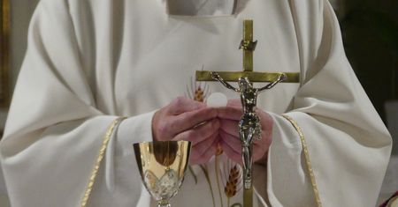 80-letni ksiądz pobity. "Prosimy o nawrócenie i opamiętanie dla sprawcy"