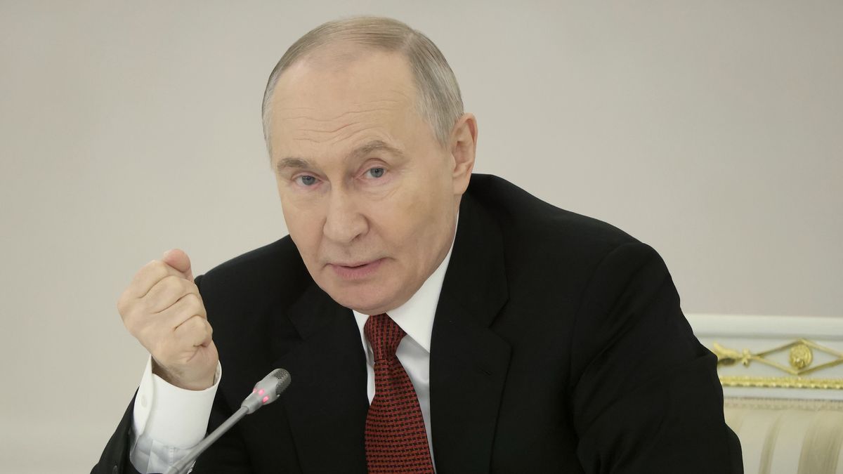 Rosja przedłuża zakaz eksportu benzyny