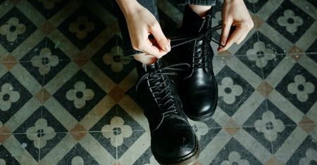 Te buty są hitem. Idealne na sezon przejściowy [ponad 20 modeli]