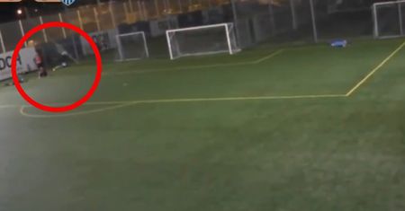Grali mecz. Nagle rozległa się potężna eksplozja