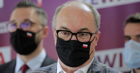 "Nie akceptujemy przemocy". Lewica tłumaczy się ze słów Czarzastego.