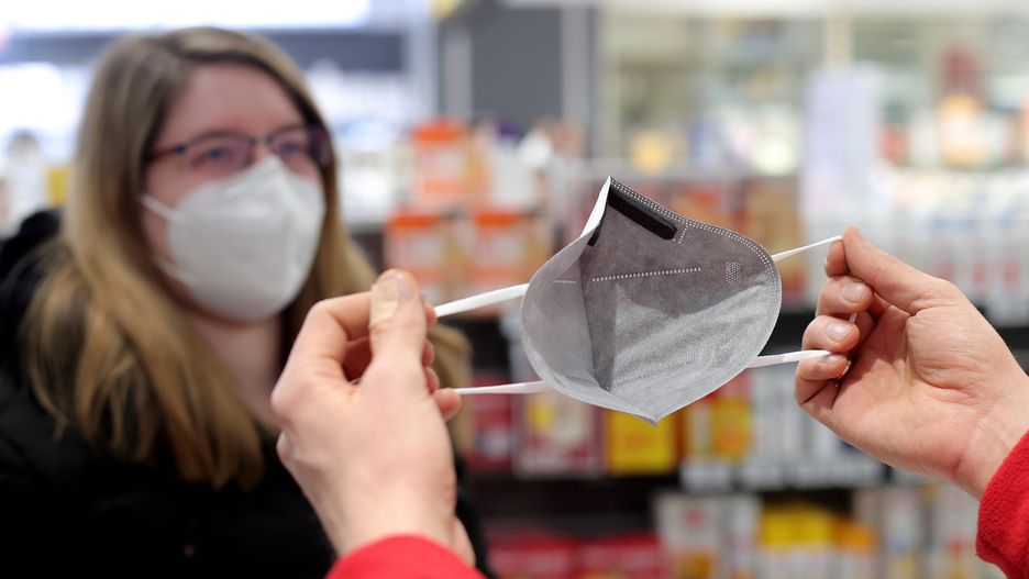 Najnowszy sondaż. Polacy o maseczkach