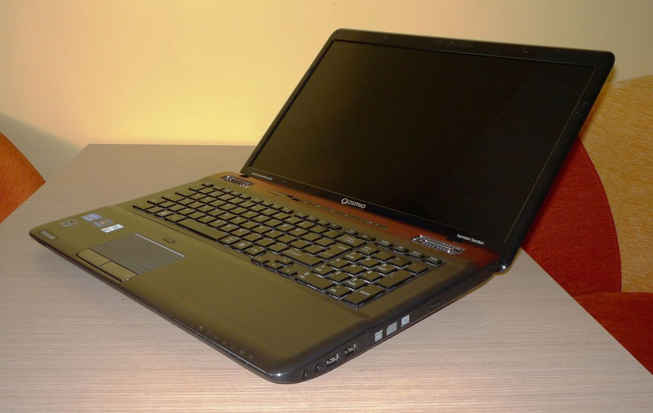 Toshiba Qosmio X770