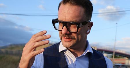 Poseł Łukasz Mejza pędził 200 km/h na S3. Odmówił przyjęcia mandatu