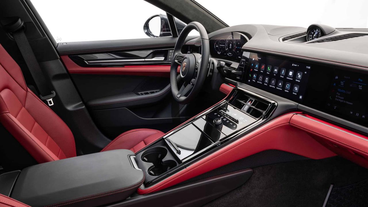 New Porsche Panamera - interior