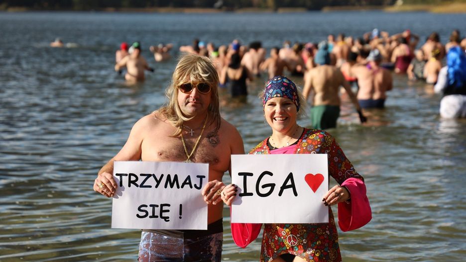 Rozpoczęli sezon w stylu disco! Wielkie morsowanie dla małej Igi
