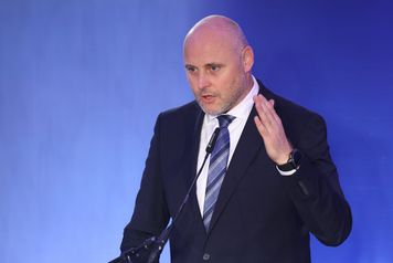 Francja otwiera nuklearny parasol. Łotwa rozpoczyna rozmowy