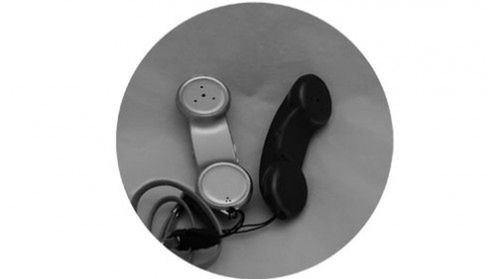 Mini-słuchaweczka Bluetooth. Nieporęczna, ale urocza. 1