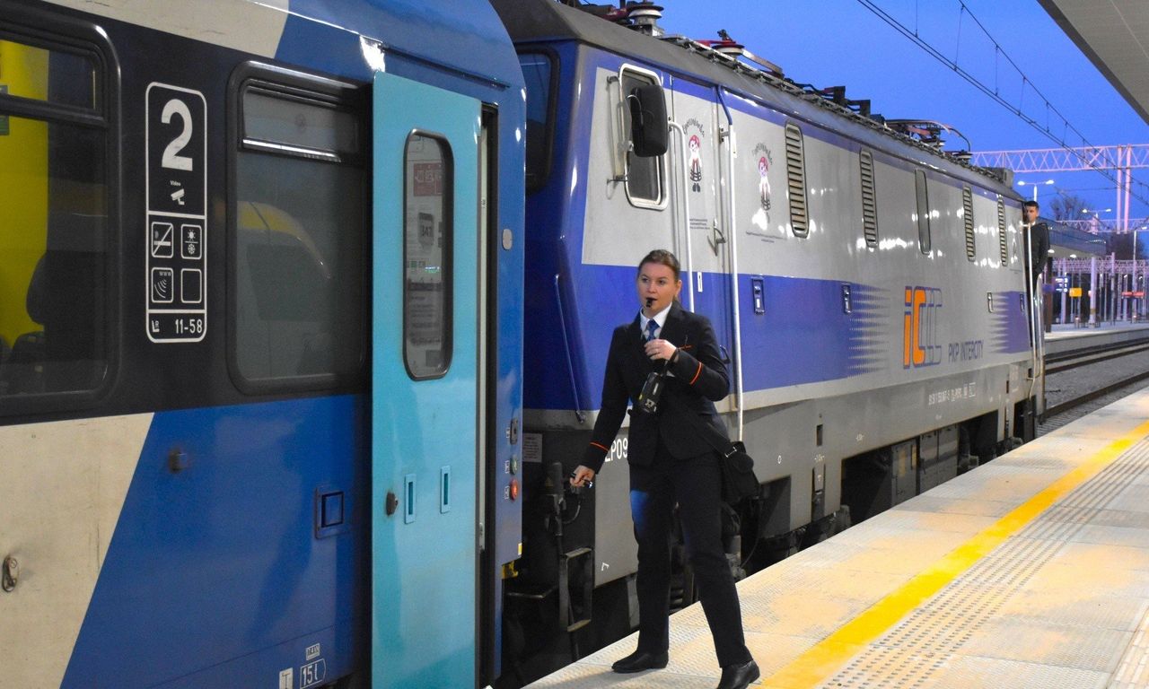 Oświęcim: Miasto traci połączenia kolejowe z Warszawą i Kołobrzegiem