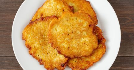 Masa na placki ziemniaczane ciemnieje? Wszystko przez 1 mały błąd