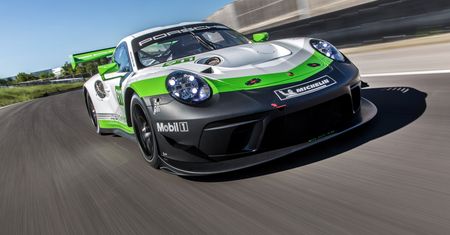 Porsche 911 GT3 R miało idealną premierę. Zaczęli od zwycięstwa na Nürburgringu