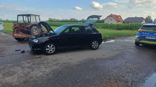 Nowy Sielec: Traktorzysta wymusił pierwszeństwo. Kobieta w szpitalu