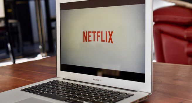 Netflix z 8,3 mln nowych subskrybentów i słabszą prognozą. „Wiedźmin” trzy razy mniej oglądany niż „Squid game”