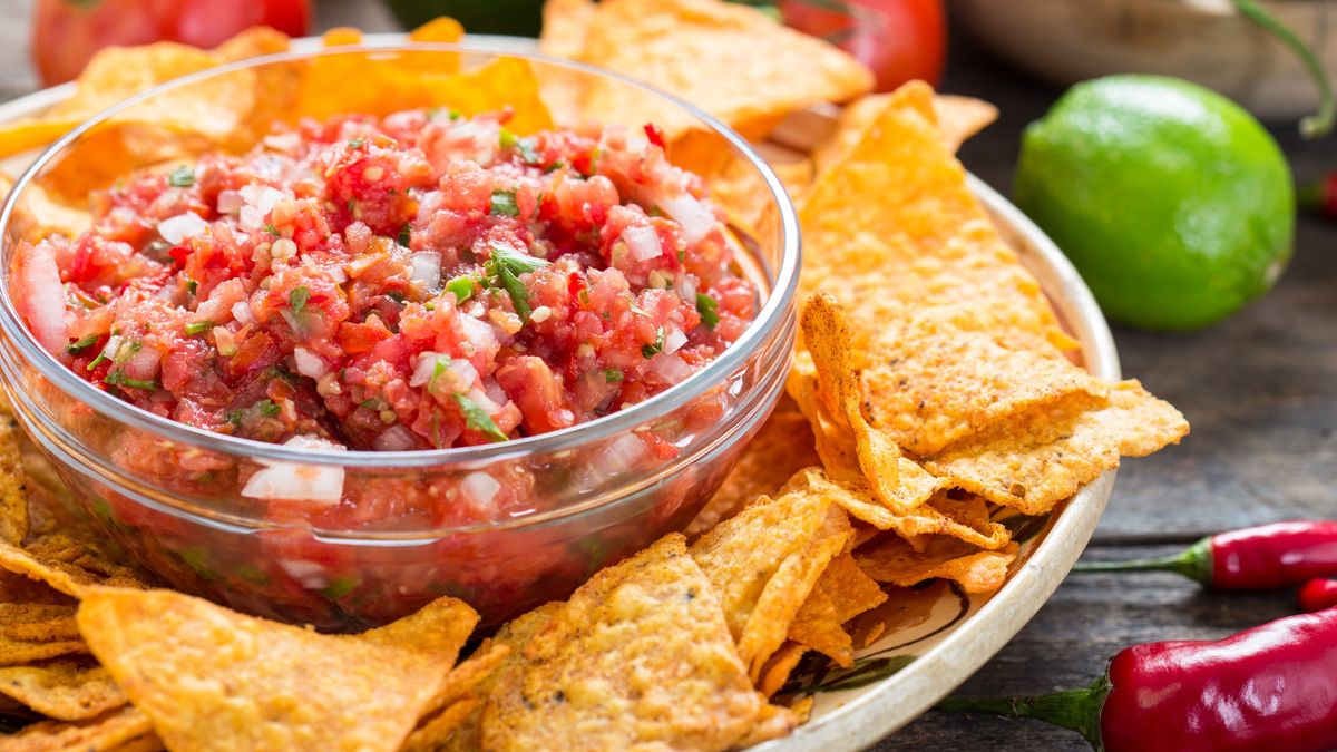 Przepis na pomidorową salsę wg Jamiego Olivera 