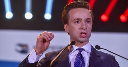 Nowy sondaż. Konfederacja idzie na rekord