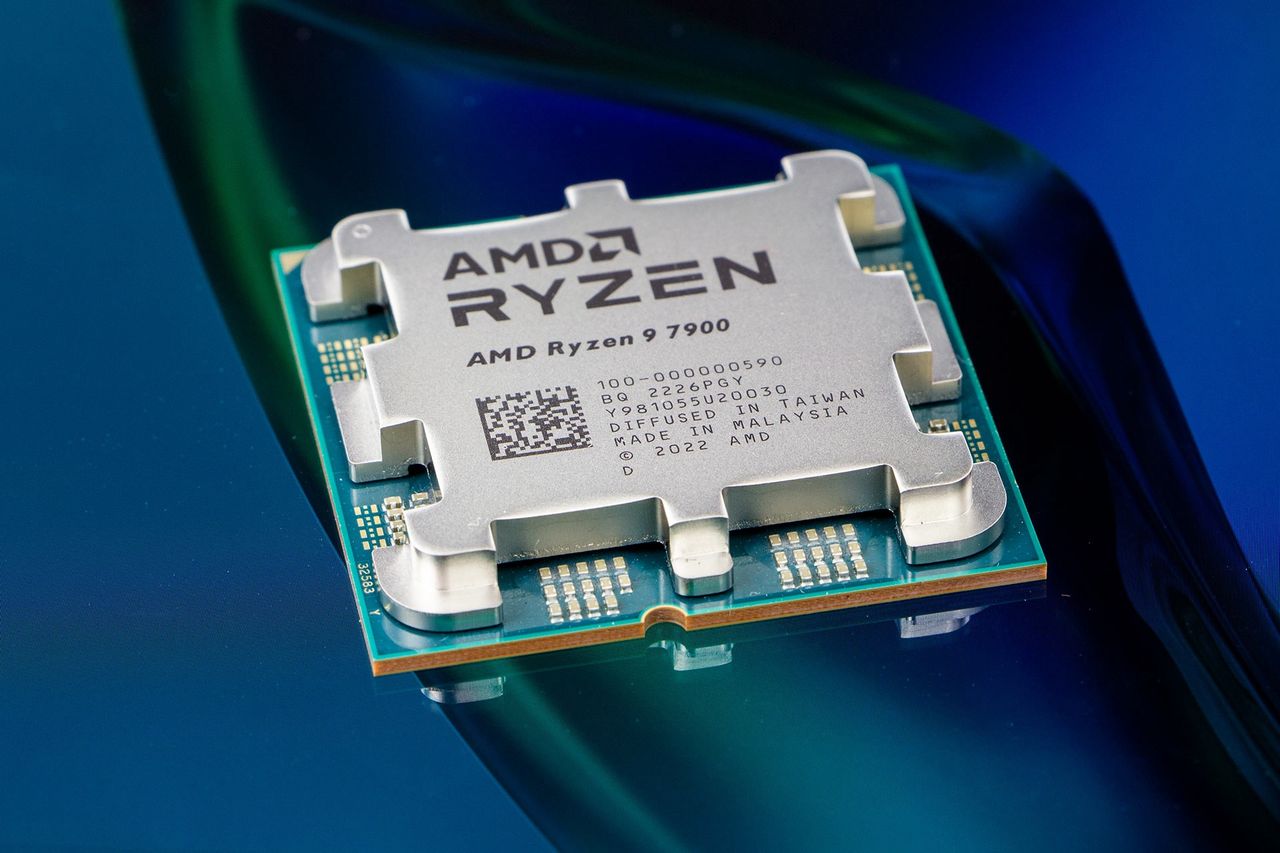 AMD Ryzen 9 7900.