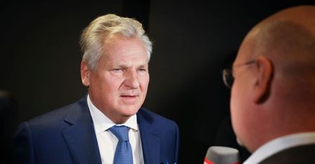 Aleksander Kwaśniewski wraca do MŚ 2002. "Edyta Górniak wyglądała cudownie"