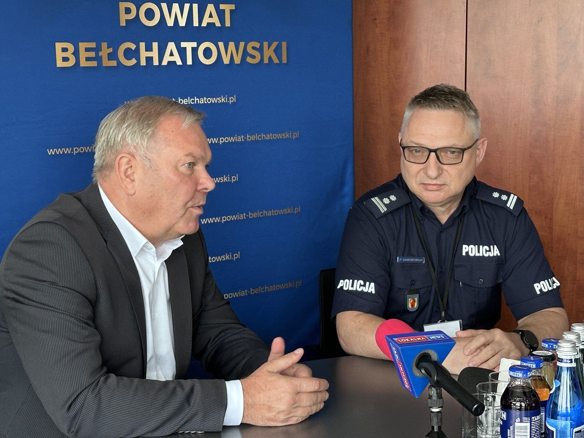 Podpisano umowę na przekazanie pieniędzy dla policji