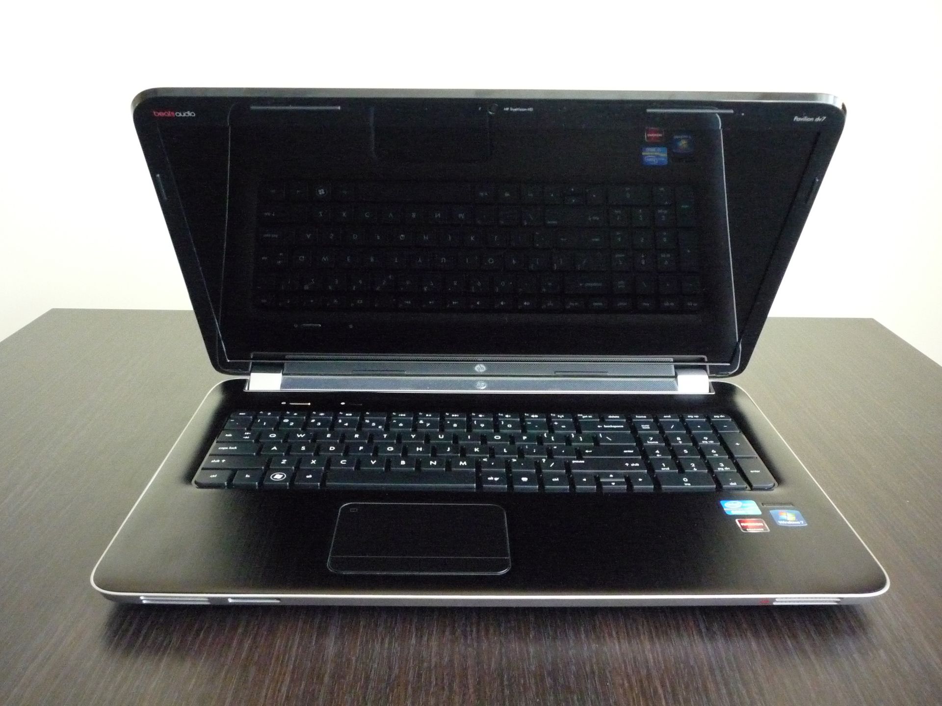 HP Pavilion dv7-6140ew - i tu kusi, i tam nęci... [test cz. 1] 5