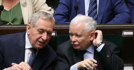 "Teraz zapewne to przyhamuje". Wiadomo co się mówi w PiS o zbiórce