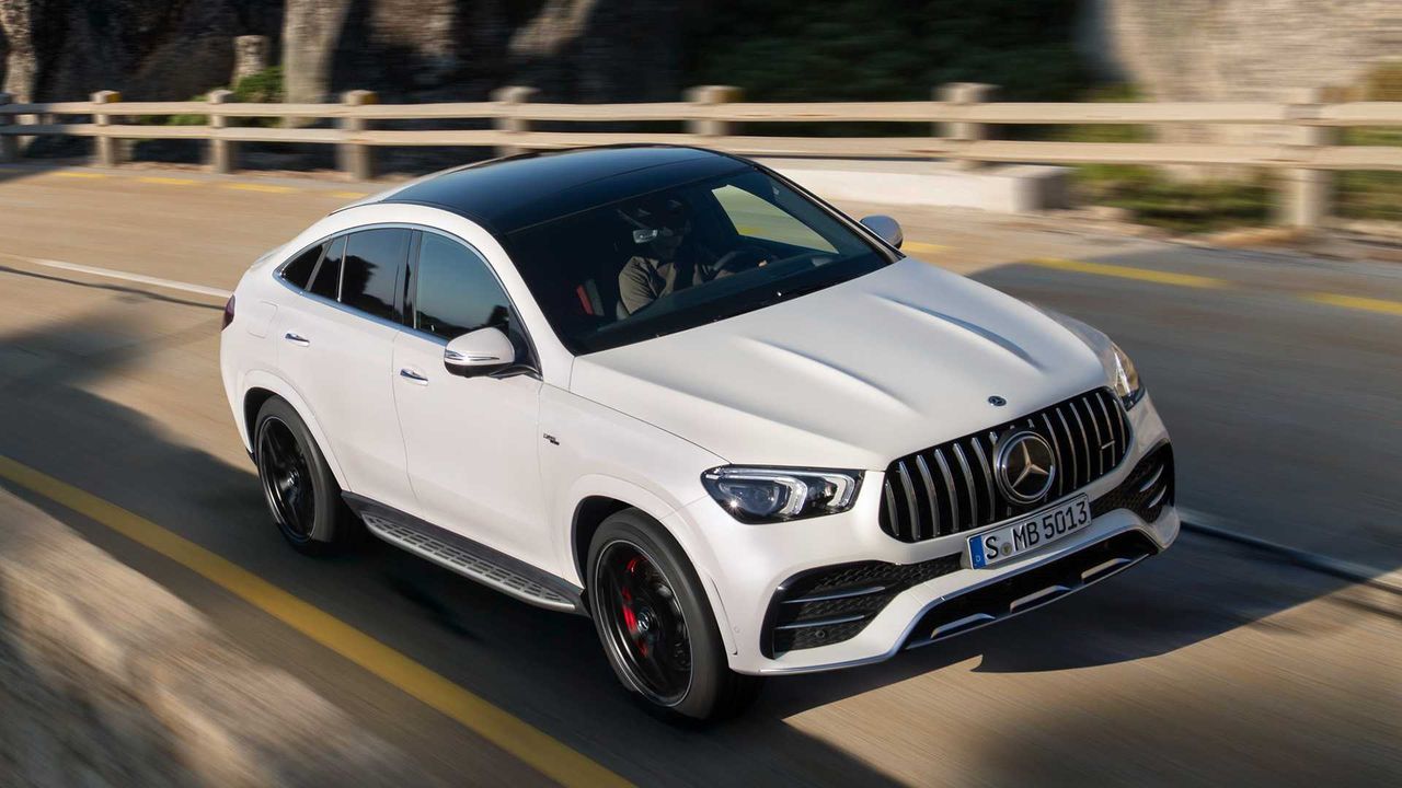 GLE Coupe wyładniał, a w dodatkach AMG wygląda jeszcze atrakcyjniej.