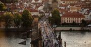 Czesi świętują koniec epidemii. W Pradze odbyła się wielka feta