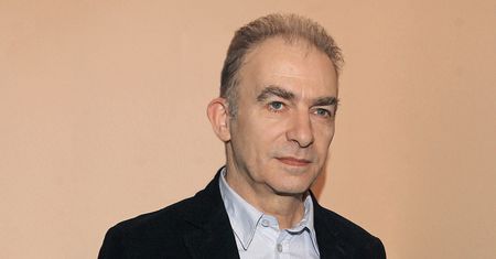 Rozstał się z żoną i wyjechał z kraju dla nowej miłości. Jego nowa wybranka nadal ma męża