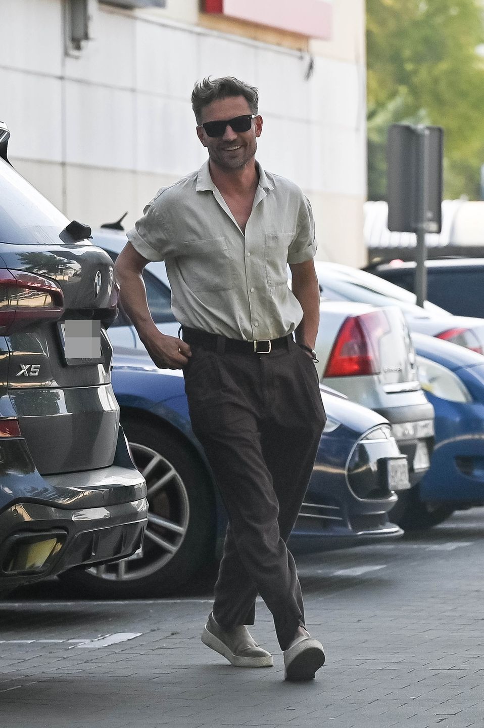 Kaczorowska i Rogacewicz wychodzą z sali tanecznej