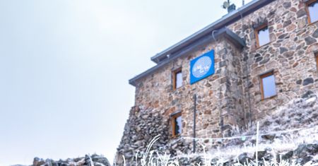 Zima zapukała do Tatr. Na Kasprowym Wierchu spadł śnieg