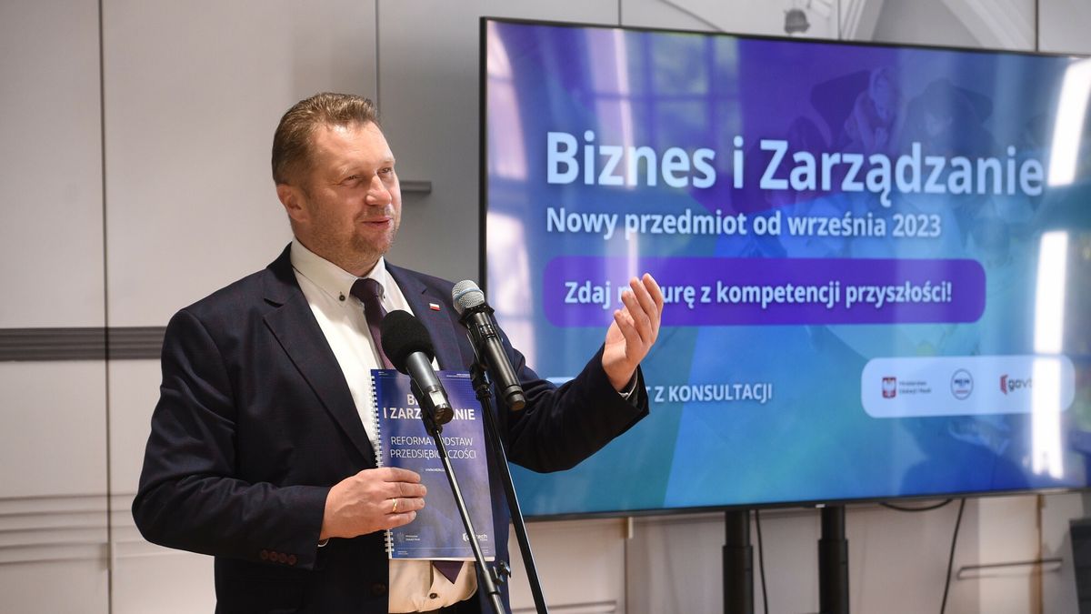 Przemysław Czarnek zapowiada wprowadzenie do szkół nowego przedmiotu, wrzesień 2022 r.