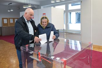 Polacy ruszyli do urn. Tak wyglądała frekwencja na godzinę 17