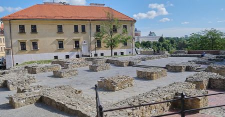 Plac po Farze w Lublinie przejdzie metamorfozę. Miasto planuje remont i przebudowę historycznego miejsca na Starym Mieście