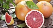 Czy grejpfruty odchudzają? Dietetycy mają zgodne opinie na temat diety grejpfrutowej. Sprawdź, czy warto jeść ten owoc na kilogramy