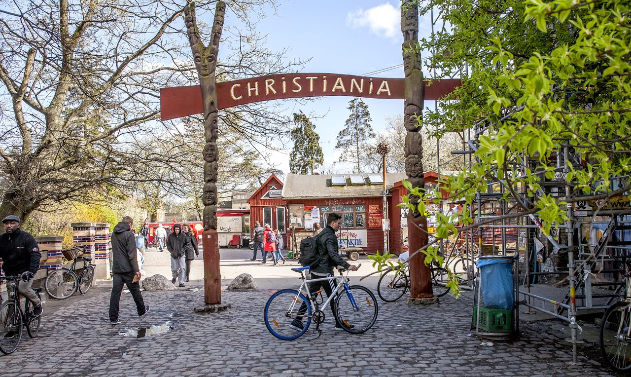 Wejście do Christianii - samozwańczego mikropaństwa na terenie Kopenhagi, stolicy Danii