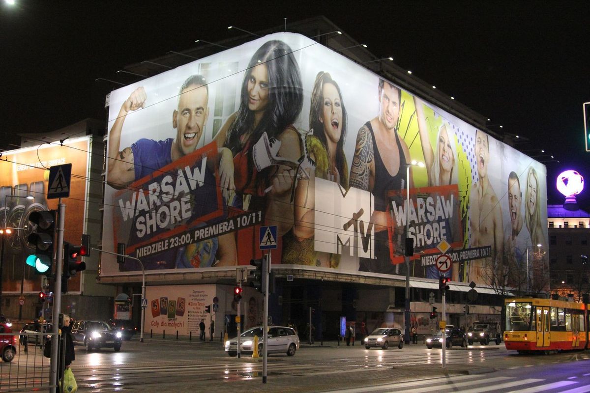 Są miasta, które walczą z chaosem reklamowym. Dlaczego nie Warszawa?