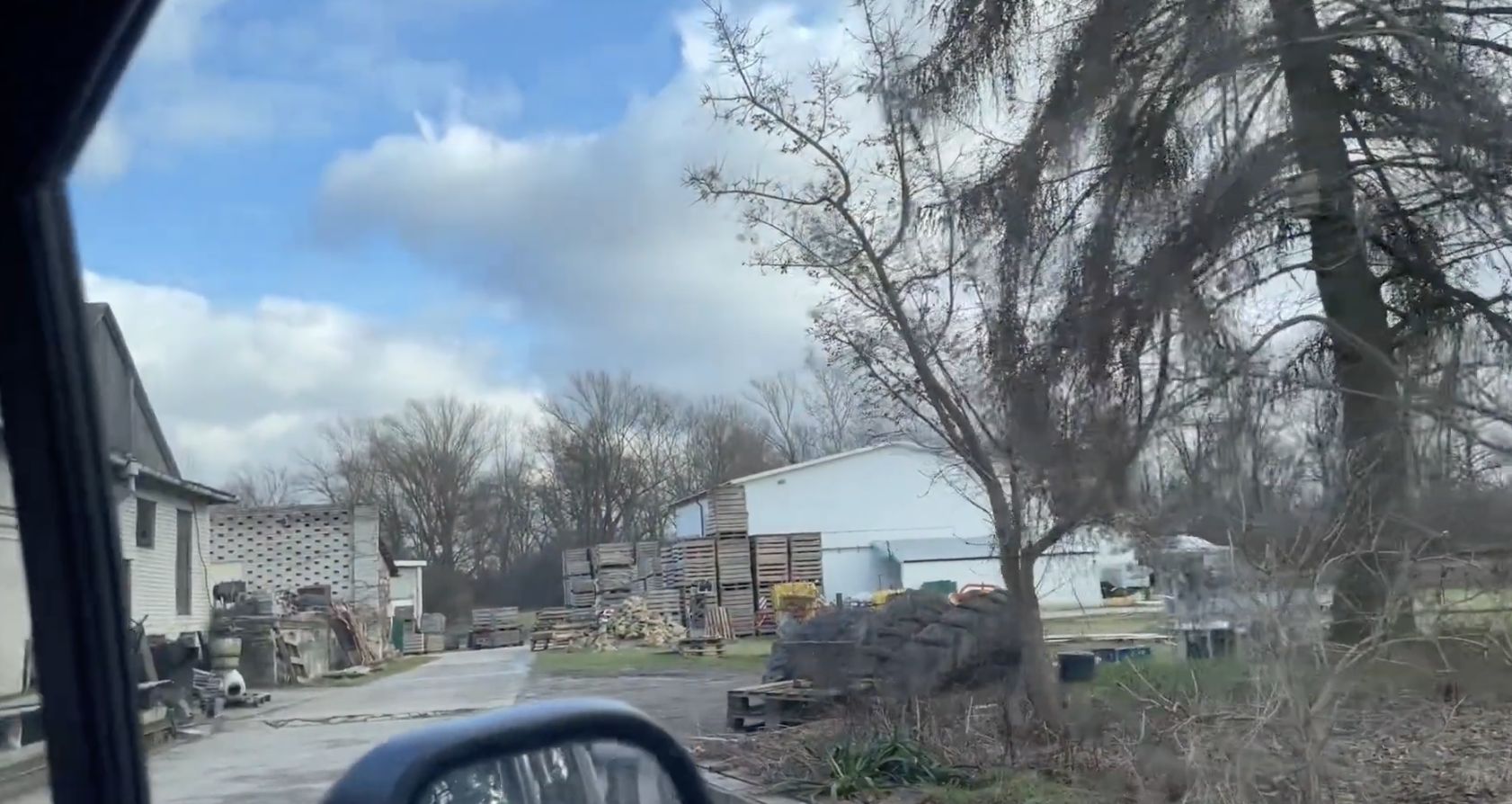 Tak wygląda otoczenie domu Mostowiaków