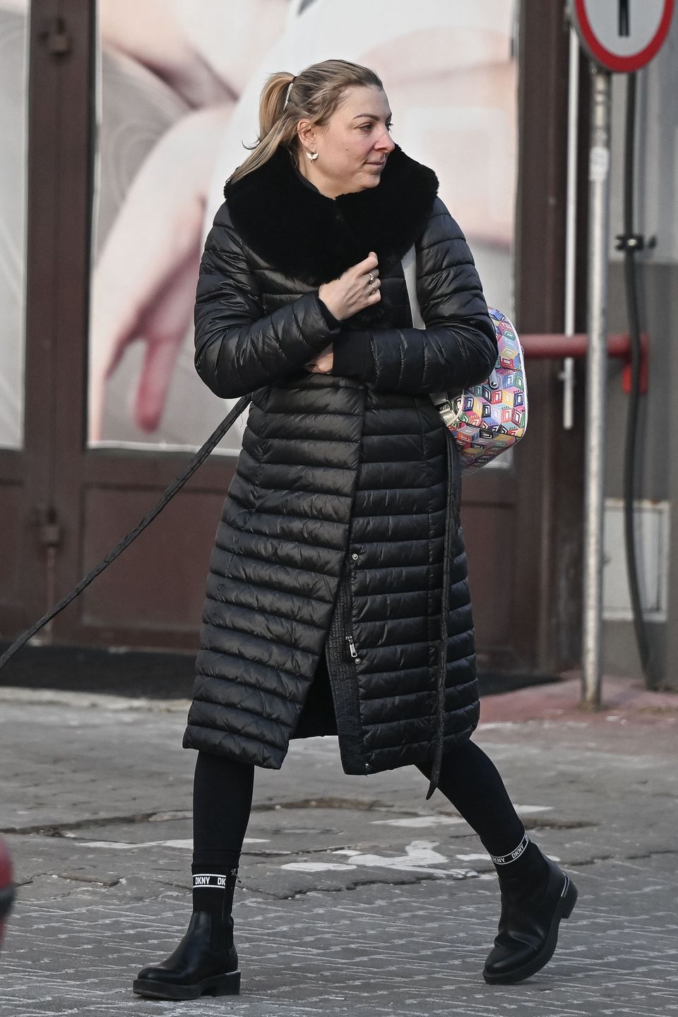 Magdalena Narożna maszeruje z ukochanym na rehabilitację