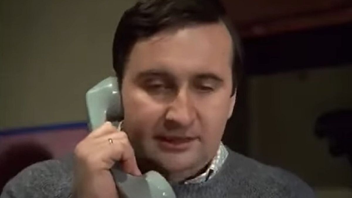 Kadr z filmu "Brunet wieczorową porą".