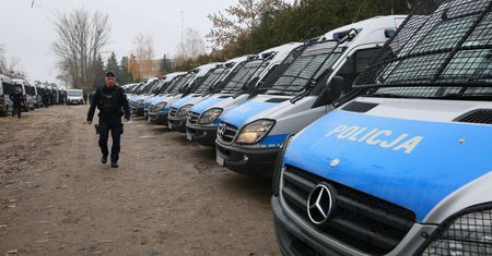 Konin. Policjant podczas interwencji oddał śmiertelny strzał. Funkcjonariusz wrócił do pracy